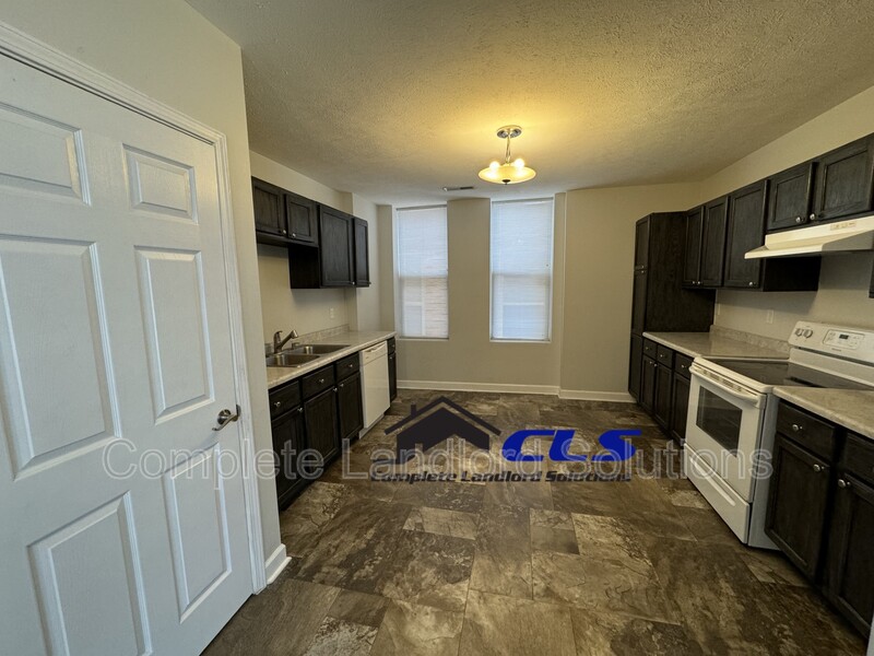 Terre Haute Condo: 1400 Wabash Avenue - B