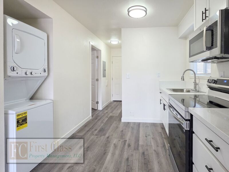 Tigard Condo: 12345 SW Hall Blvd.
