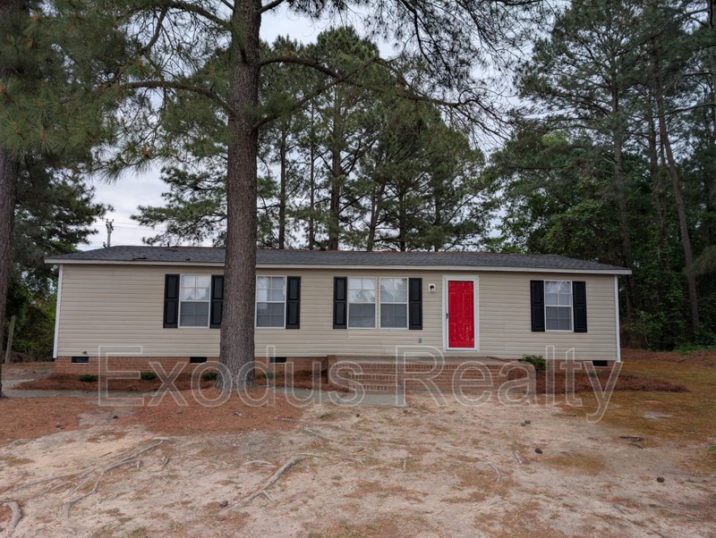 Sanford House: 160 Sonya Ct