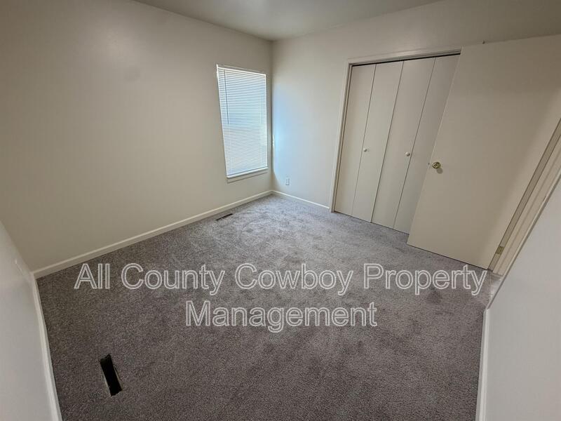 Main Rental Photo 8