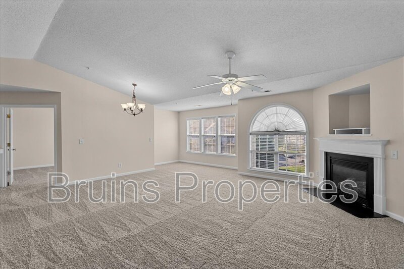 High Point House: 6117 Hedgecock Circle