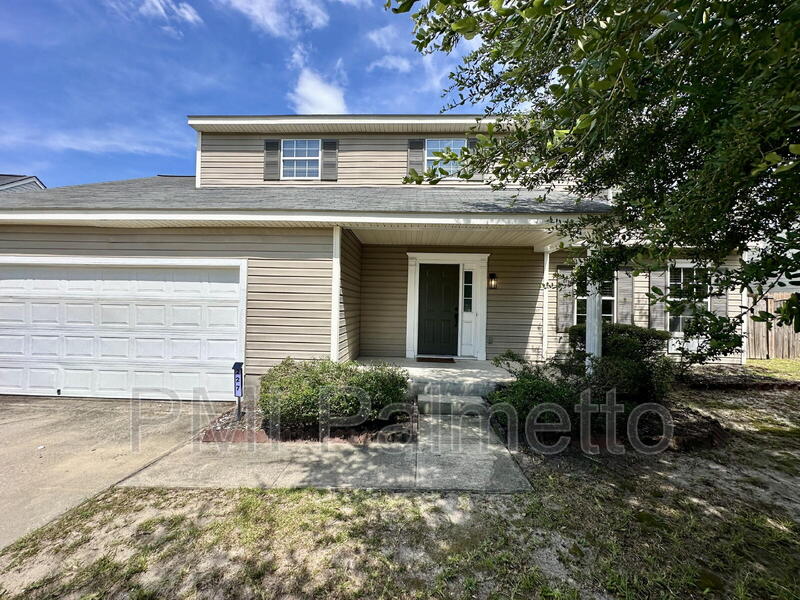 Columbia House: 227 Hardwood Drive