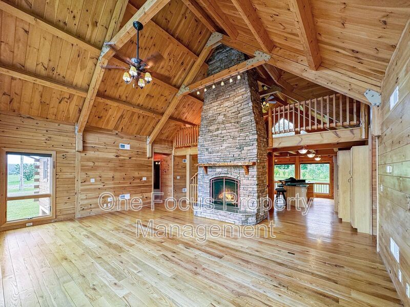 Loganton House: 182 Rockey Road