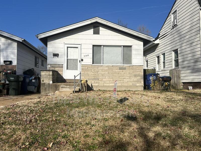 St. Louis House: 7515 Alaska Ave.