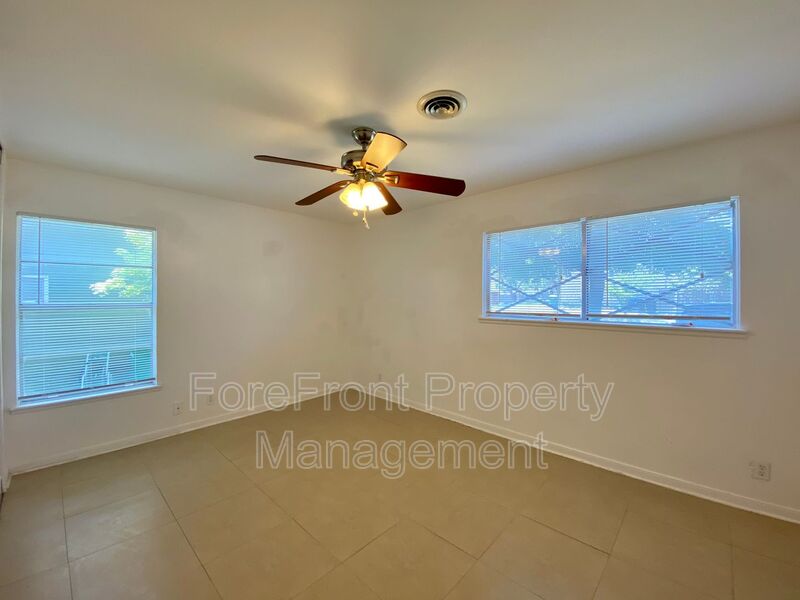 3419 Shady Springs San Antonio TX 78230-4932 - Photo 21