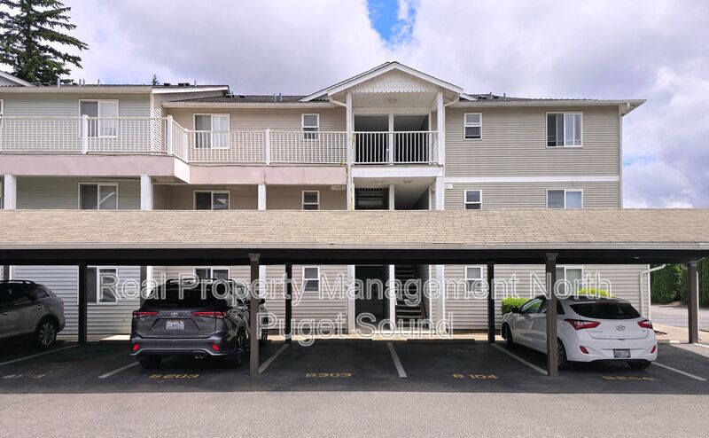 Marysville Condo: 11811 State Ave