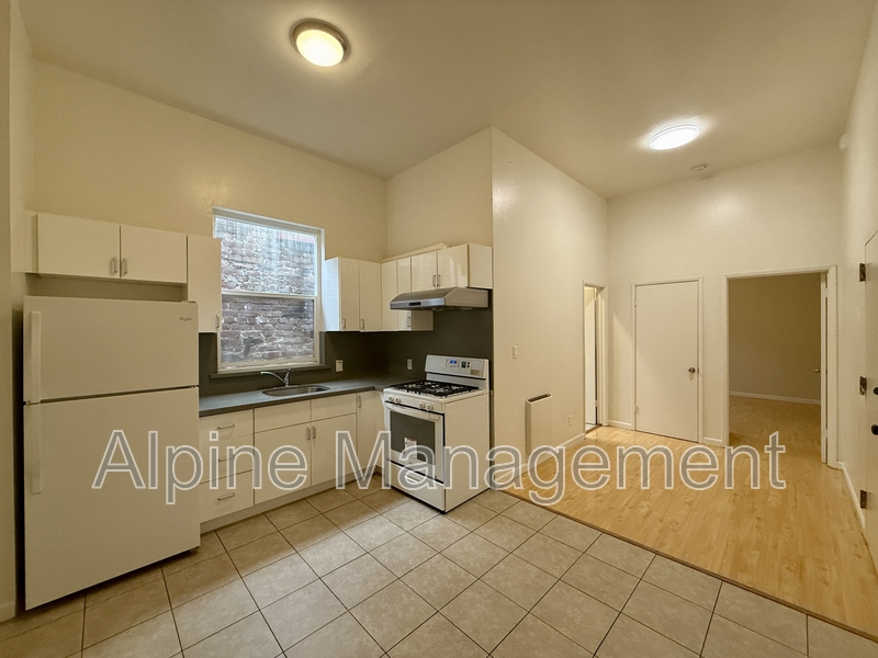San Francisco Condo: 2315 Mission Street - 204