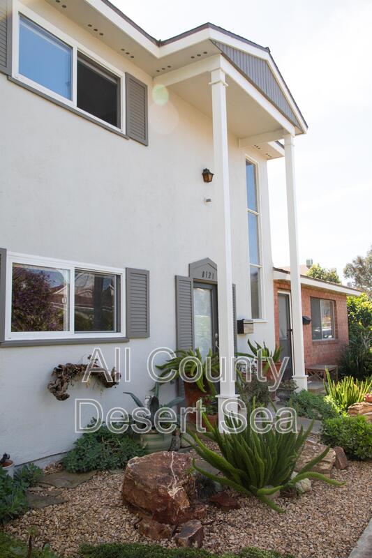 Huntington Beach House: 8121 Foxhall Dr
