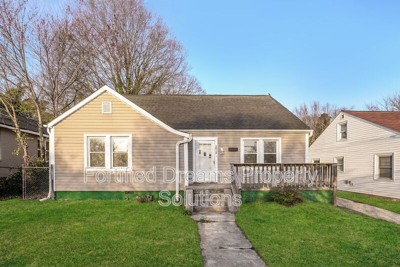 Winston-Salem House: 2912 North Glenn Avenue