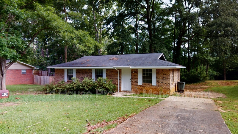 Enterprise House: 901 E. Grubbs St.