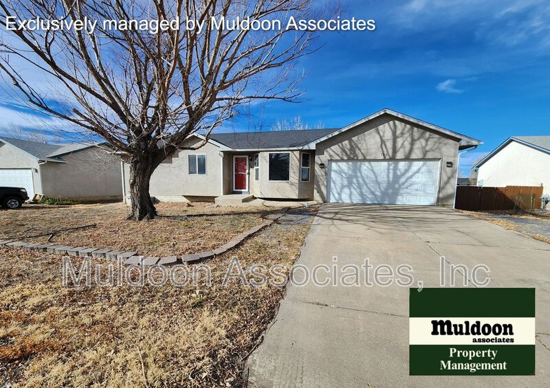 Pueblo West House: 765 S Sterling Dr