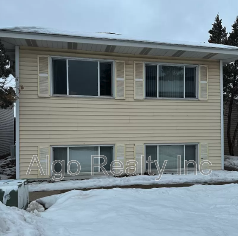 Minneapolis Condo: 916/918 SE 9th Avenue - 916