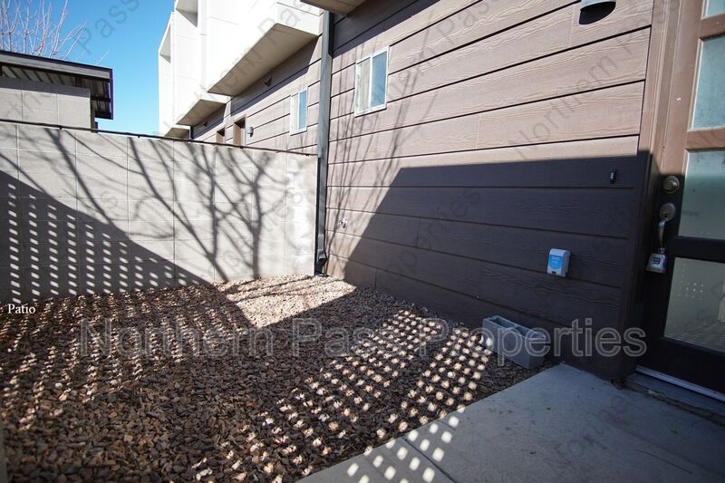 El Paso Townhome: 6262 Woodrow Bean