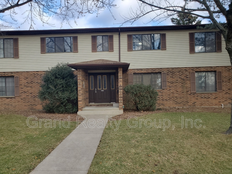 Antioch House: 573 Anita Avenue