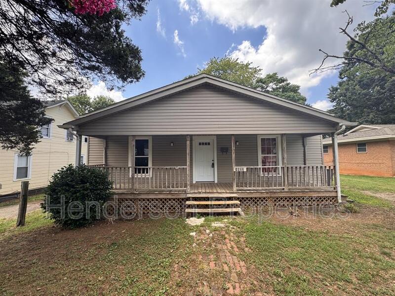 Statesville House: 1022 5th Street