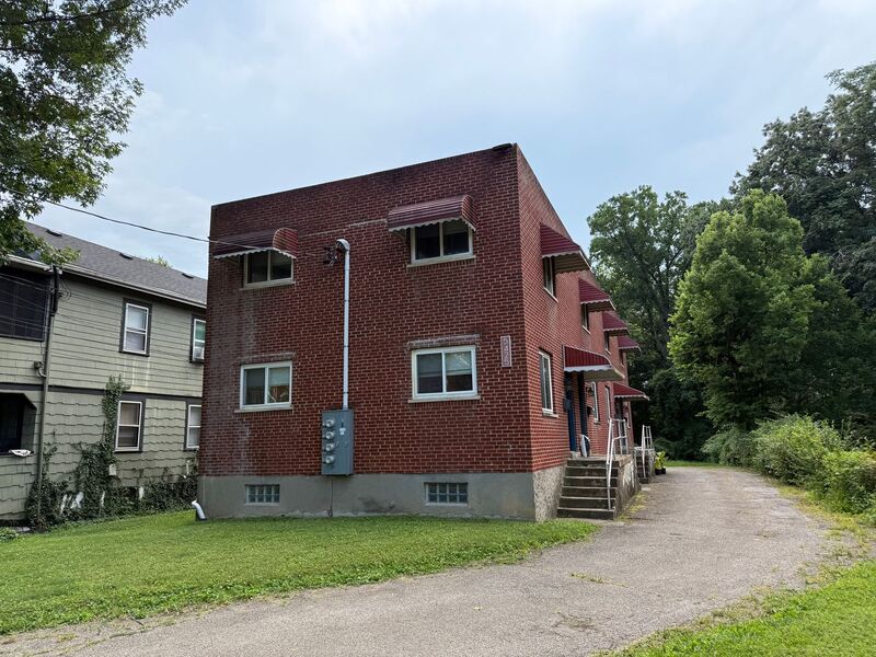 Cincinnati Condo: 5425 Stewart Ave