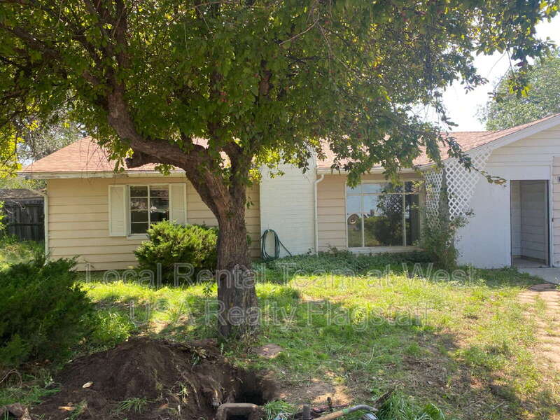 Flagstaff House: 2830 N Schevene Blvd