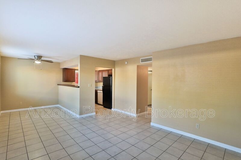 Mesa House: 603 W. Rio Salado Pkwy. 103