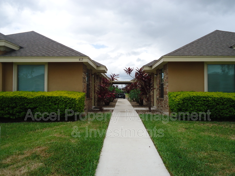 Edinburg Condo: 415 Pirul