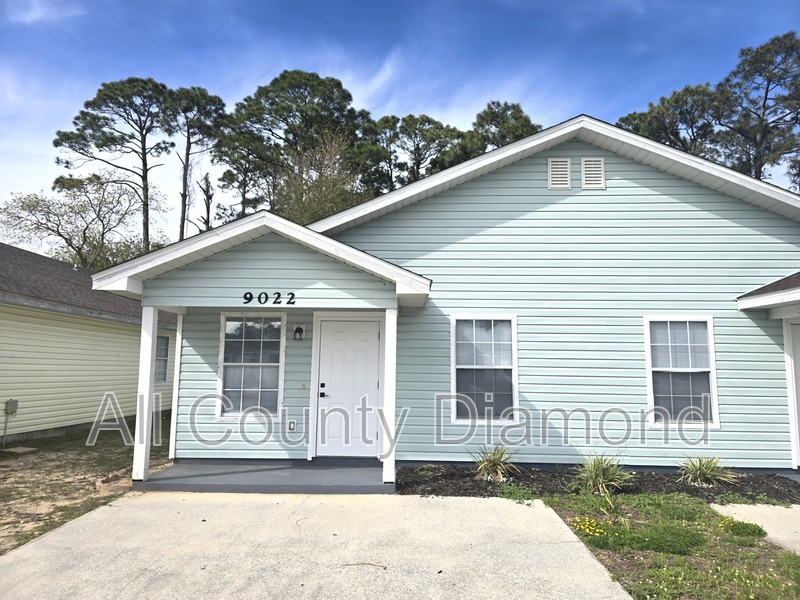 Panama City  Beach Condo: 9022 Houston St