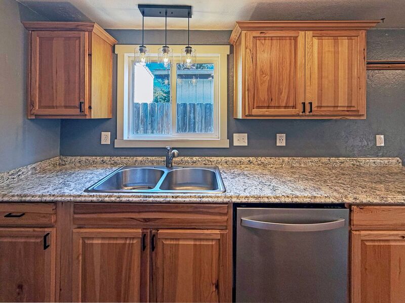 Photo 5 of rental home at 2727 Edison St.