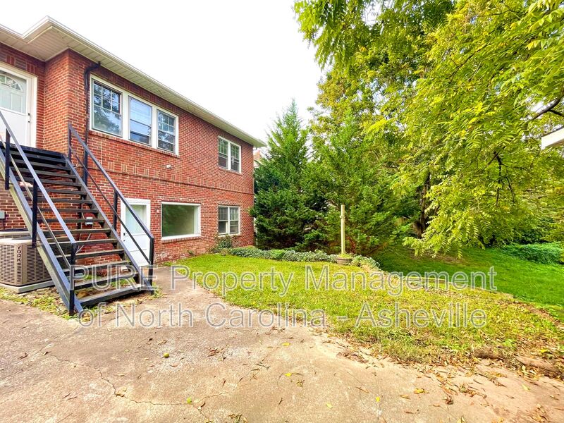 Asheville Condo: 21 Vermont Avenue