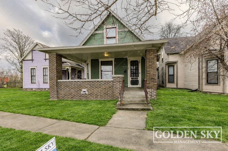 Muncie House: 805 East Jackson Street