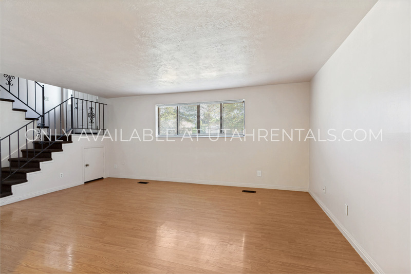 Midvale Condo: 232 W Foxbridge Dr