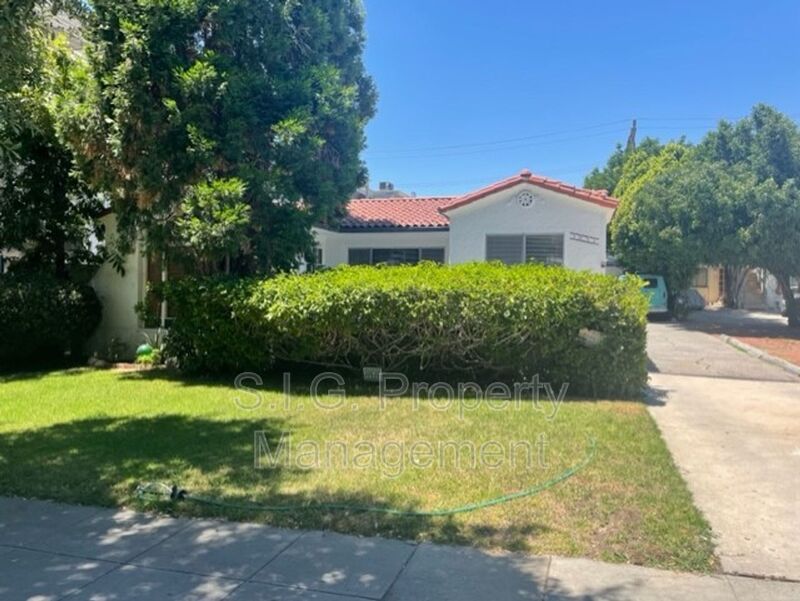 Request a Viewing for 1051 Thompson Avenue Tenant Turner