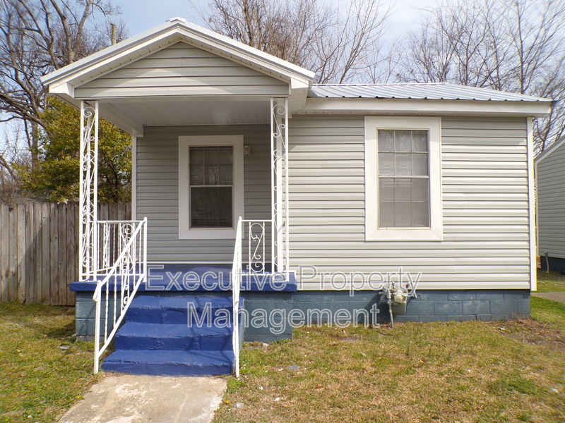 Birmingham House: 2520 Avenue L