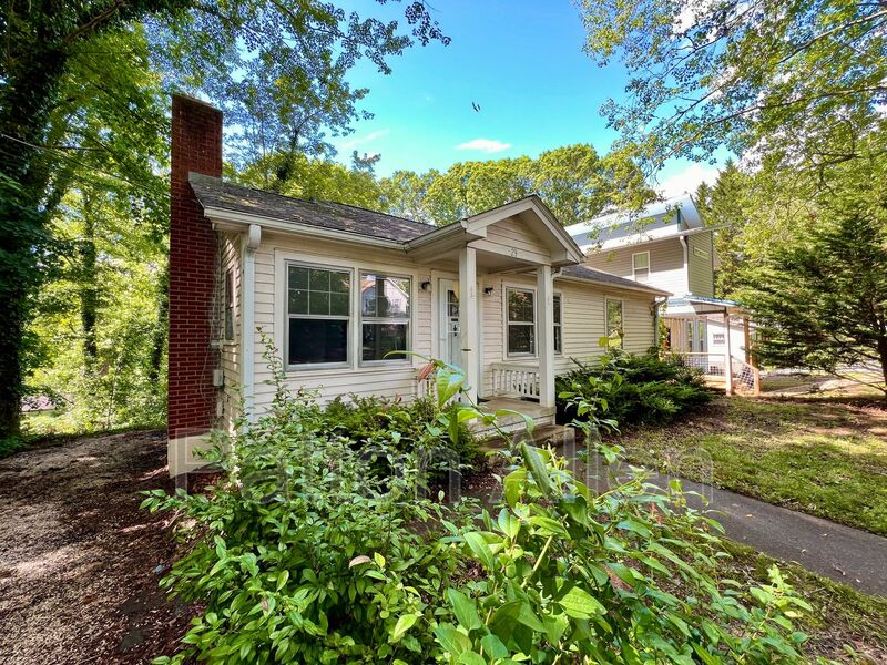 Asheville House: 29 Evergreen Ave