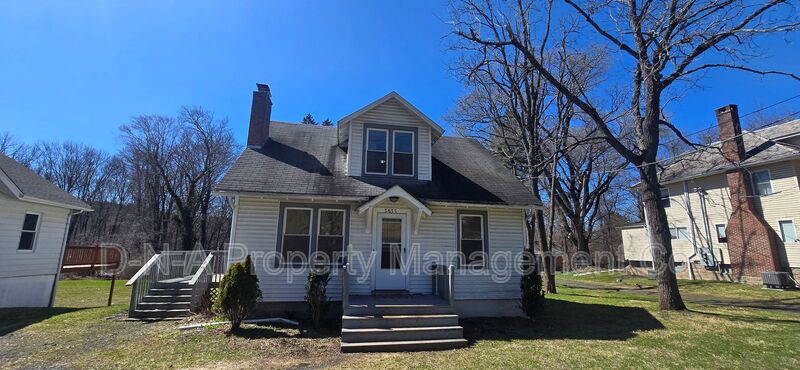 Bartonsville House: 2837 Bartonsville Ave