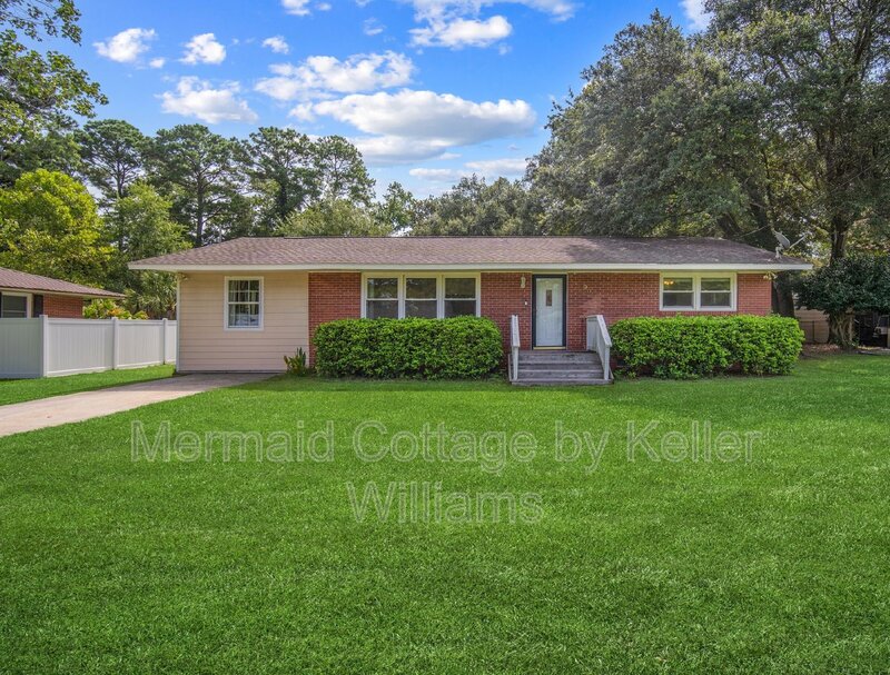 Beaufort House: 905 McTeer Circle