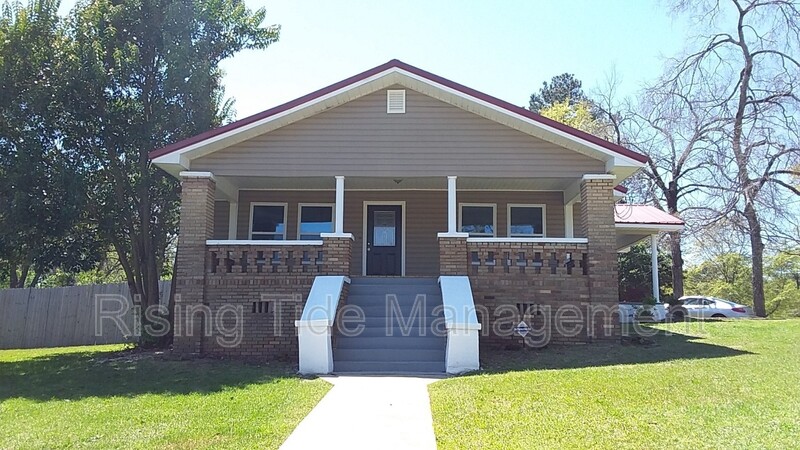 Adamsville House: 5129 Highland Ave