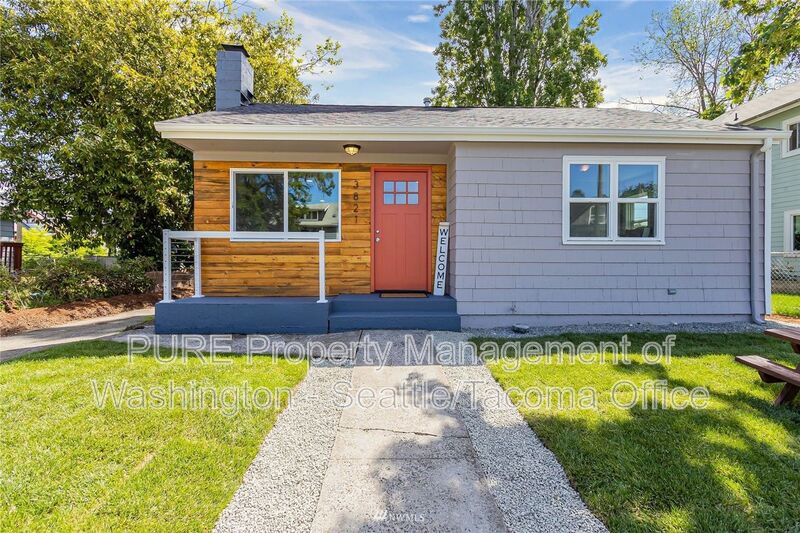 Tacoma House: 3821 E I Street