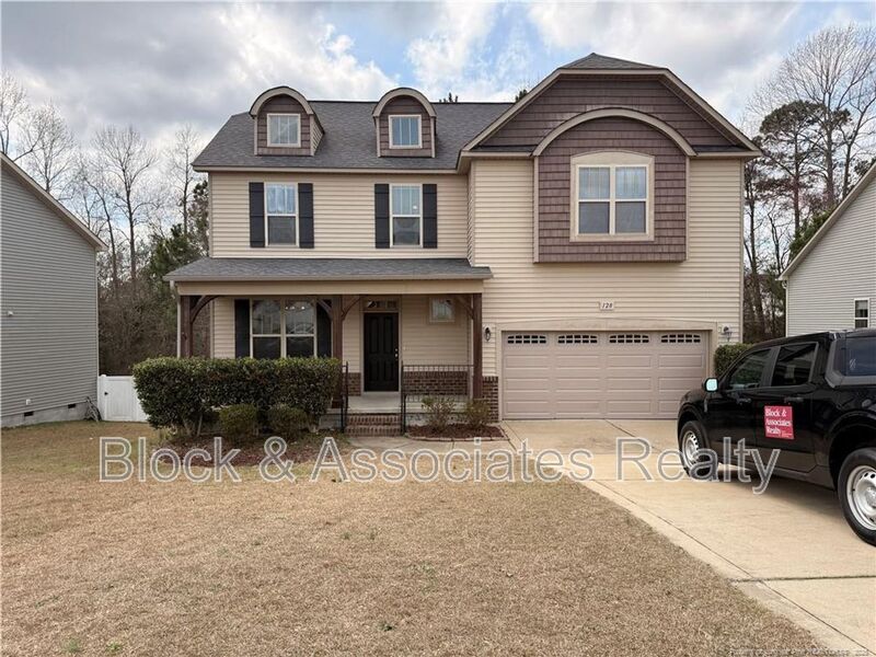 Cameron House: 128 Tun Tavern Drive