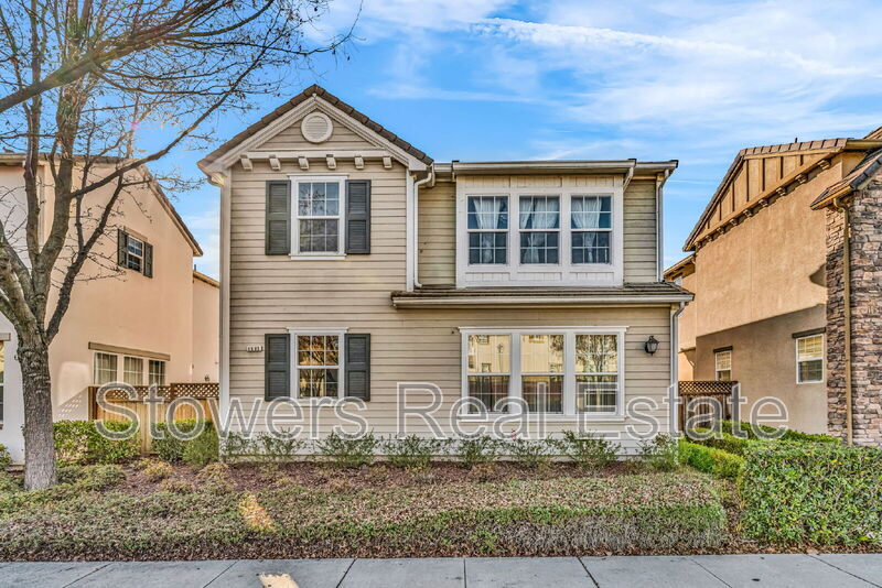 San Ramon House: 4685 Malayan St