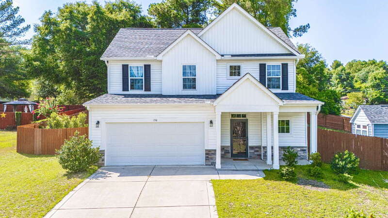 Southern Pines House: 130 Henley Place