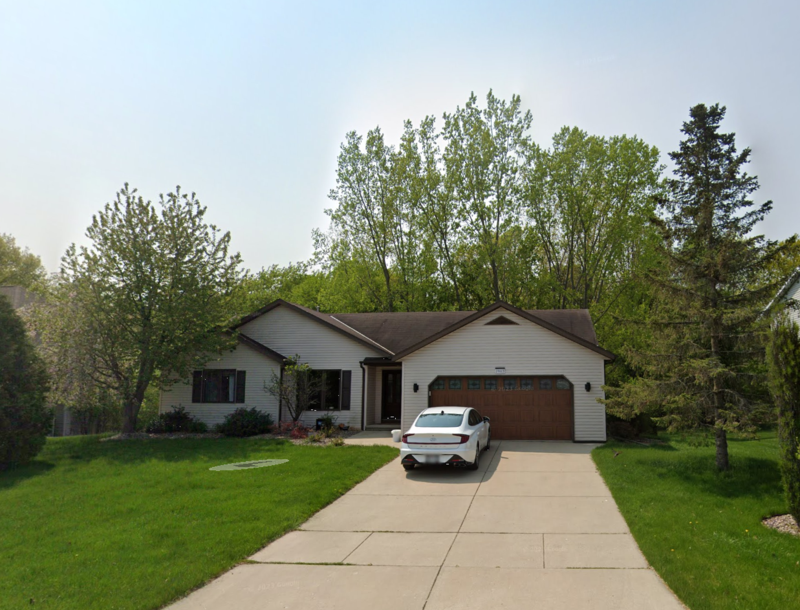 Howard House: 2863 Baylite Drive