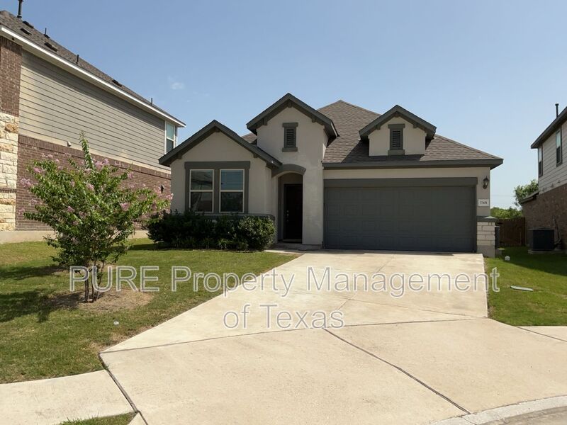 Austin House: 7301 Sligo Dr
