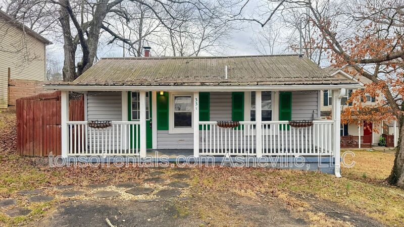 Candler House: 331 Ridge Street