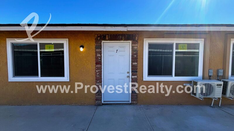 Adelanto House: 11800 White Ave