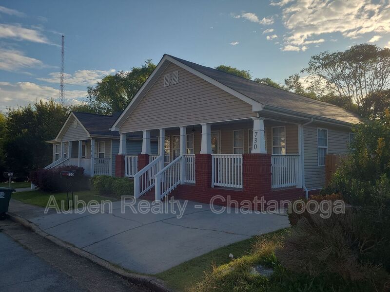 Chattanooga House: 730 N Holly Street