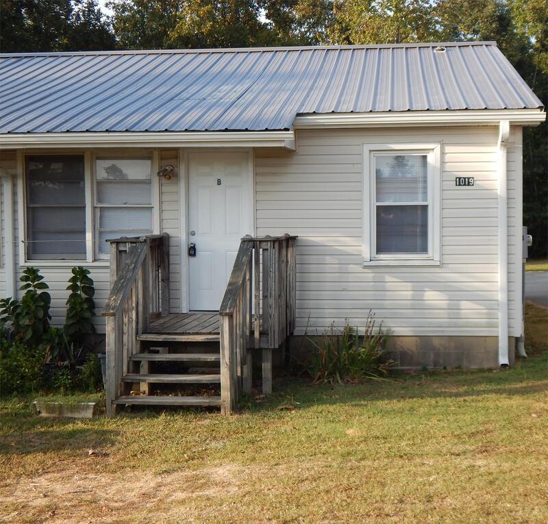 Toney Condo: 1019-B Mckee