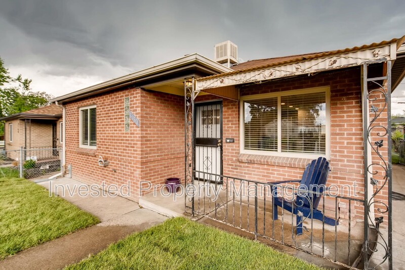 Denver House: 3150 N Saint Paul St