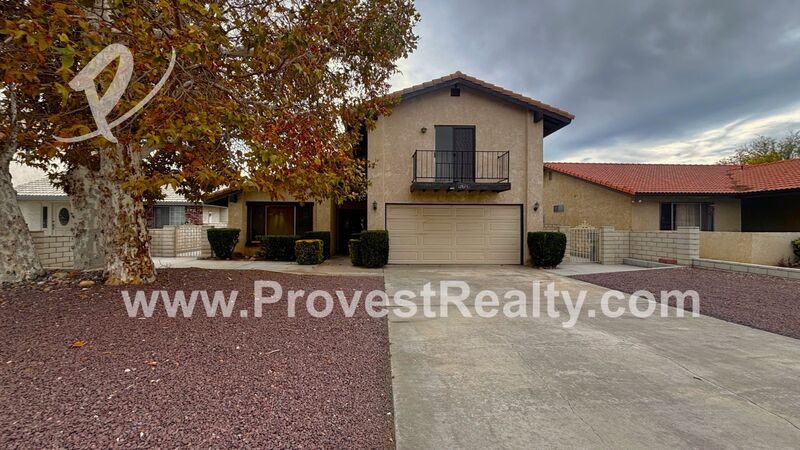 Victorville House: 12845 Amberwood Ln