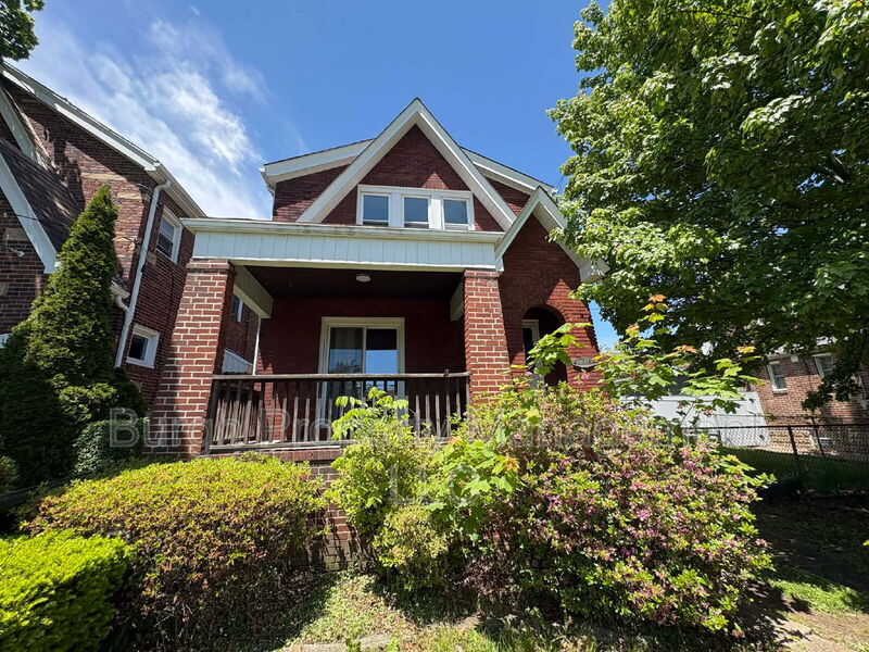 Pittsburgh House: 1316 Justine St