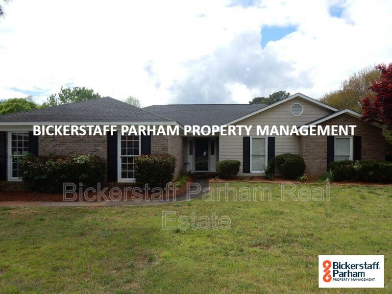 Columbus House: 7475 Mossdale Way