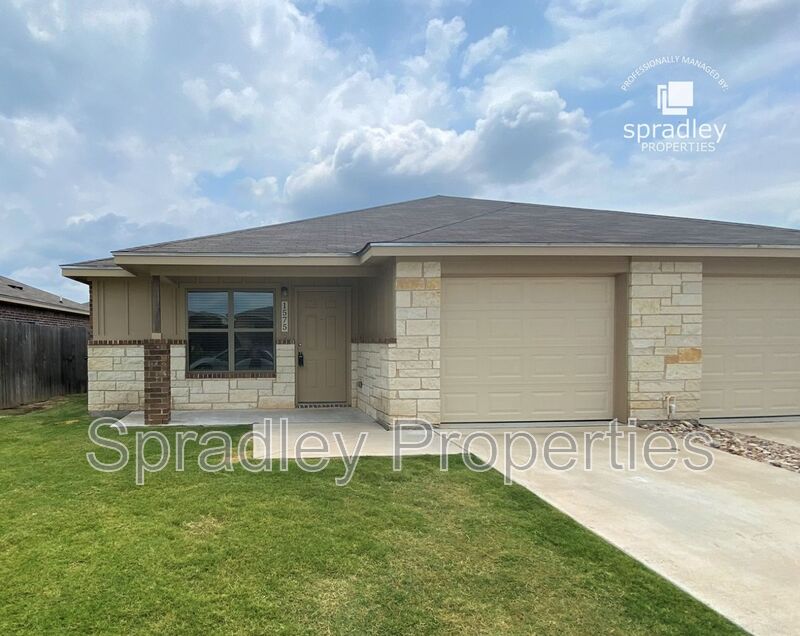 Belton Townhome: 1575 Vani Ct