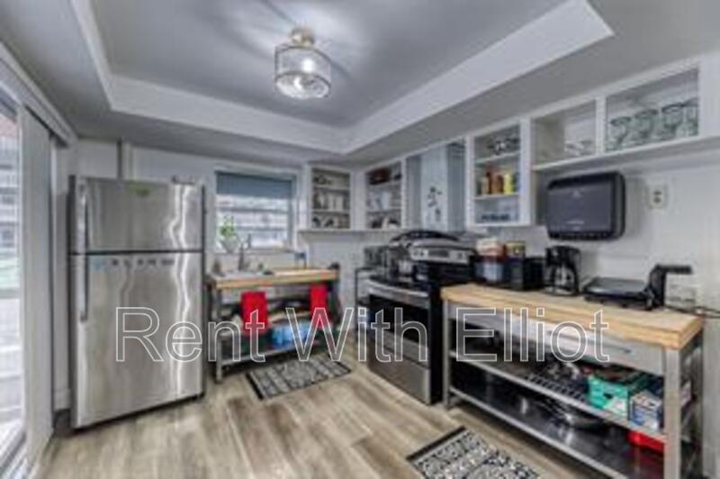 Hallandale Beach Condo: 200 NE 12th Ave